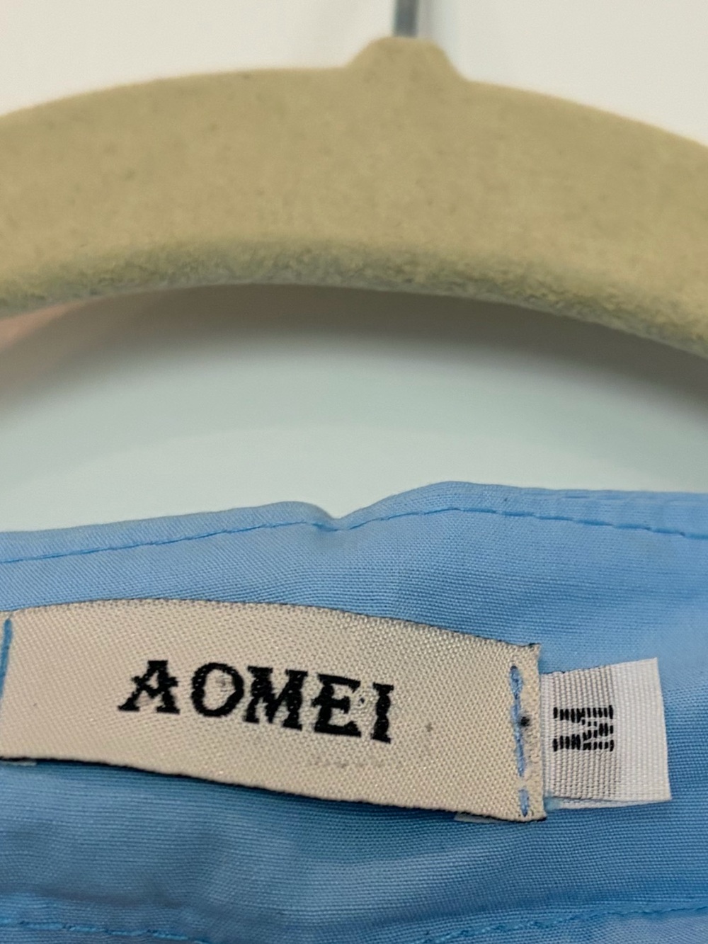 Aomei Stunning Light Blue Wrap Blouse with Tie Waist and Balloon Sleeves, Medium - Picture 4 of 7